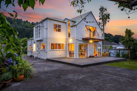 Photo of property in 15 Poole Crescent, Wainuiomata, Lower Hutt, 5014