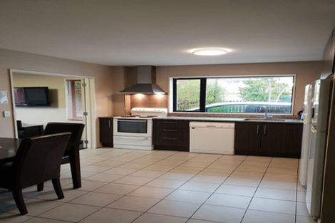 Photo of property in 52b Division Street, Riccarton, Christchurch, 8041