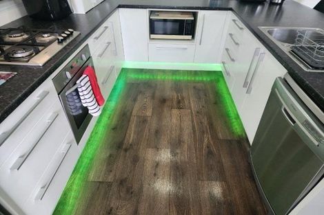 Photo of property in 34 Jarnac Boulevard, Yaldhurst, Christchurch, 8042