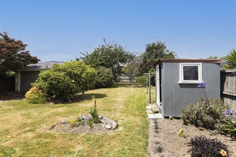 Photo of property in 38 Cutts Road, Russley, Christchurch, 8042