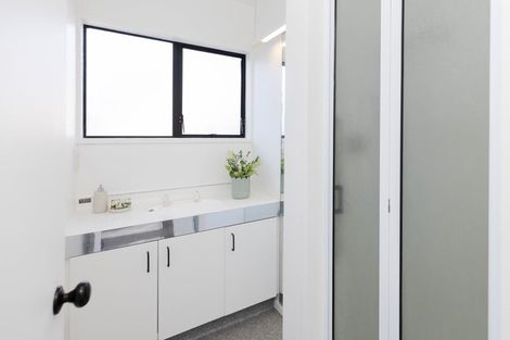 Photo of property in 8b George Street, Claudelands, Hamilton, 3214