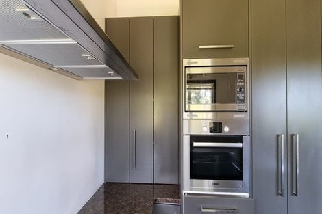 Photo of property in 9 Menear Lane, Hillcrest, Auckland, 0627