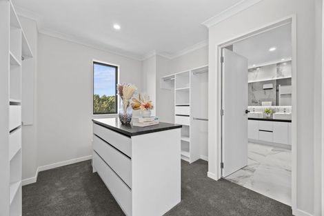 Photo of property in 17 Bremner Ridge Street, Flat Bush, Auckland, 2019