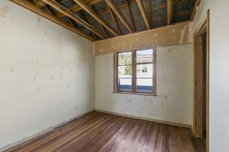 Photo of property in 5 Ngaio Street, Wainuiomata, Lower Hutt, 5014