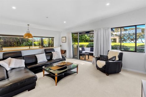 Photo of property in 135 Beach Road, Castor Bay, Auckland, 0620