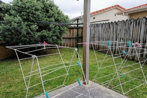 Photo of property in 39 Waller Avenue, Bucklands Beach, Auckland, 2012