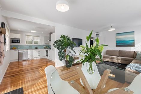 Photo of property in 7 Camden Street, Vogeltown, New Plymouth, 4310