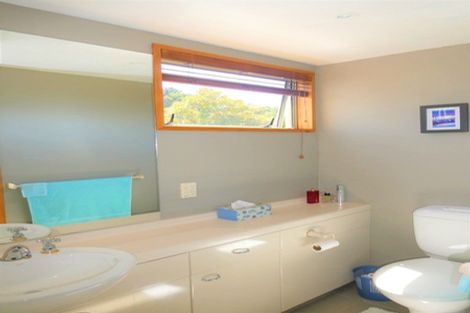 Photo of property in 24 Stanton Crescent, Karoro, Greymouth, 7805