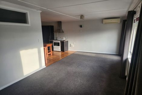 Photo of property in 35 Pukeko Place, Westshore, Napier, 4110