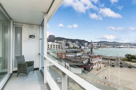 Photo of property in Portal Apartments, 6c/42 Cable Street, Te Aro, Wellington, 6011