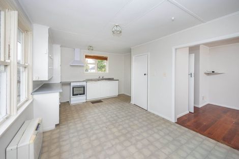 Photo of property in 8 Lee Place, Bader, Hamilton, 3206