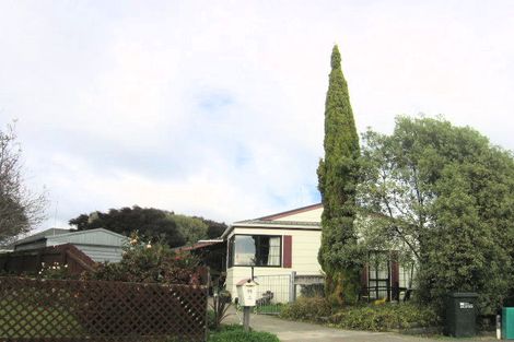 Photo of property in 15 Ashton Place, Highbury, Palmerston North, 4412