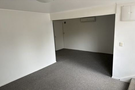Photo of property in 2/20 Woodlands Crescent, Browns Bay, Auckland, 0630