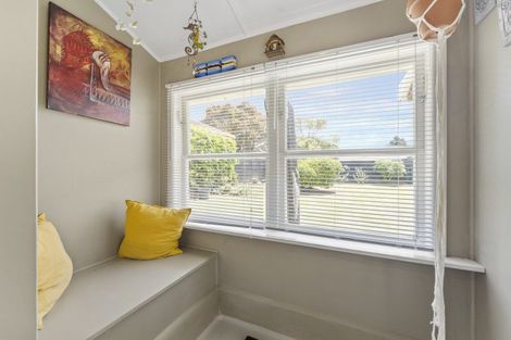Photo of property in 19 Freyberg Street, Levin, 5510