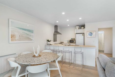 Photo of property in 319 Beverley Terrace, Whangamata, 3620