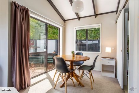 Photo of property in 1/10 Morton Avenue, Forrest Hill, Auckland, 0620