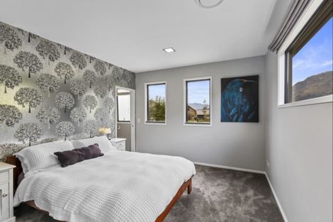 Photo of property in 27 Pendeen Crescent, Jacks Point, Queenstown, 9371