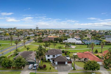 Photo of property in 115 Gravatt Road, Papamoa Beach, Papamoa, 3118