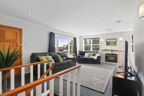 Photo of property in 15 Red Hill Road, Red Hill, Papakura, 2110