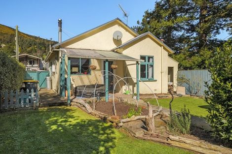 Photo of property in 1 Dryden Street, Normanby, Dunedin, 9010