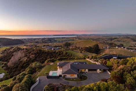 Photo of property in 185 Eskridge Drive, Eskdale, Napier, 4182