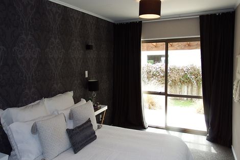 Photo of property in 35 John Street, Otatara, Invercargill, 9879