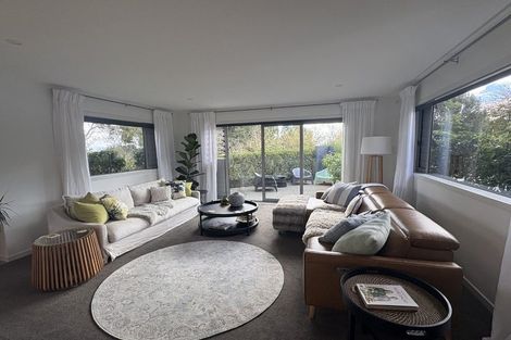 Photo of property in 8 Hikanui Drive, Havelock North, 4130