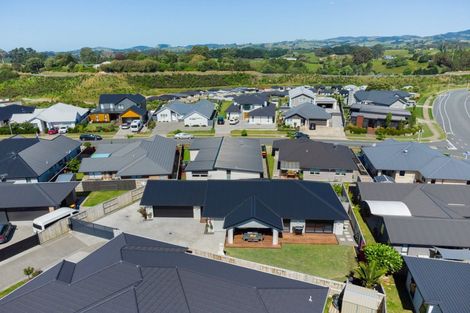 Photo of property in 53 Kahuparere Crescent, Pyes Pa, Tauranga, 3112