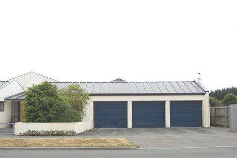 Photo of property in 97 Broadhaven Avenue, Parklands, Christchurch, 8083