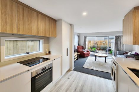 Photo of property in 5/6 Peel Place, Wainuiomata, Lower Hutt, 5014