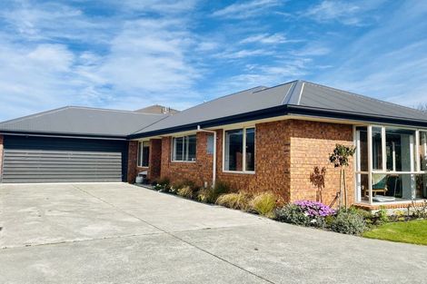 Photo of property in 21 Blake Street, New Brighton, Christchurch, 8061