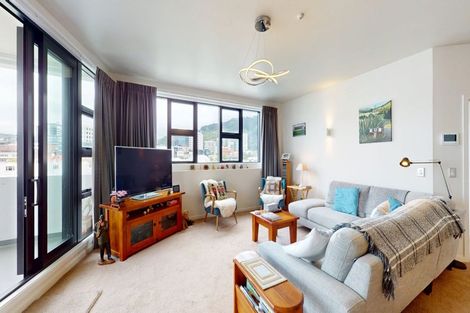 Photo of property in Endeavour Apartments, 9/125 Thorndon Quay, Pipitea, Wellington, 6011