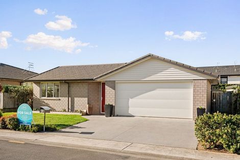 Photo of property in Waterview Estate, 39/4 Greystone Place, Omokoroa, 3114