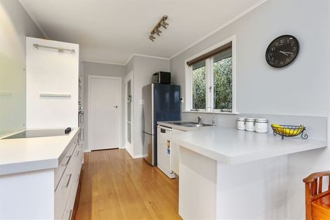 Photo of property in 1/2 Hughes Terrace, Te Atatu Peninsula, Auckland, 0610