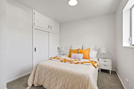 Photo of property in 30a Hooker Avenue, Bryndwr, Christchurch, 8053