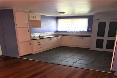 Photo of property in 68a Flanshaw Road, Te Atatu South, Auckland, 0610