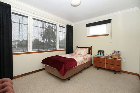 Photo of property in 15 Severn Terrace, Roslyn, Palmerston North, 4414