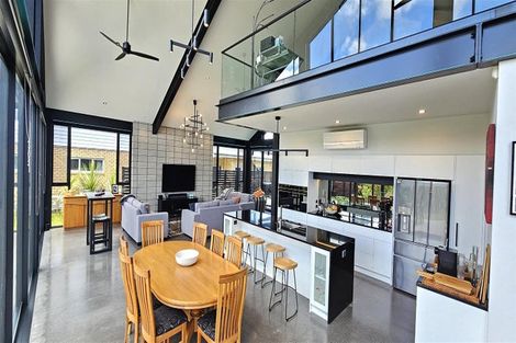 Photo of property in 112 Ti Kouka Crescent, Matarangi, Whitianga, 3592