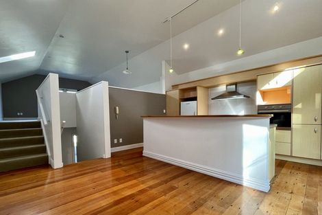 Photo of property in 153e Grant Road, Thorndon, Wellington, 6011