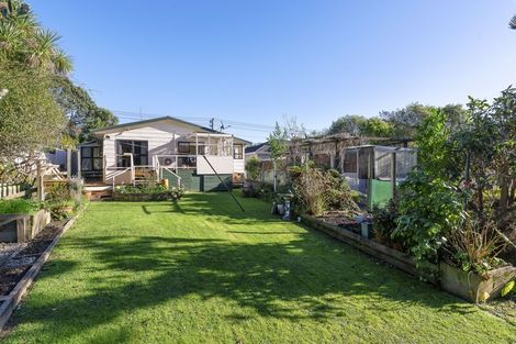 Photo of property in 85 Ruapehu Street, Paraparaumu, 5032