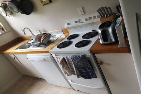 Photo of property in 6 Awarua Crescent, Orakei, Auckland, 1071