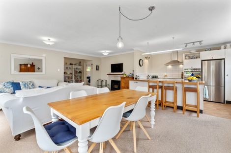 Photo of property in 74 Glen Road, Raumati South, Paraparaumu, 5032