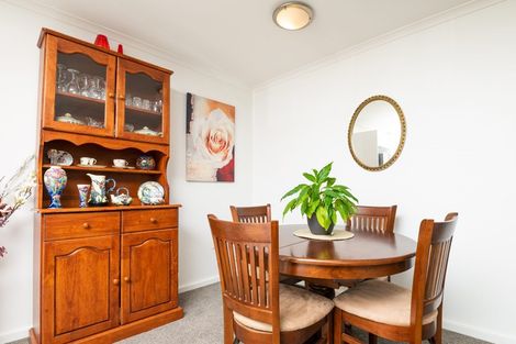 Photo of property in 17a Beauchamp Street, Tawa, Wellington, 5028