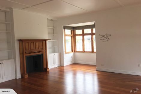 Photo of property in 19 Alan Street, Palmerston North, 4414