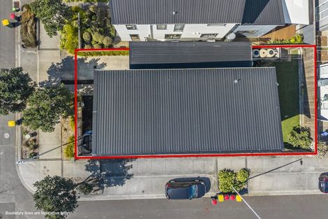 Photo of property in 91 Glidepath Road, Hobsonville, Auckland, 0616
