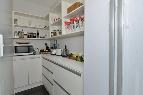 Photo of property in 28 Hamilton Drive, Wainui, Gisborne, 4010