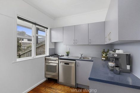 Photo of property in 23 Trent Street, Island Bay, Wellington, 6023