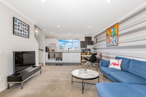 Photo of property in 25b Omar Street, Khandallah, Wellington, 6035