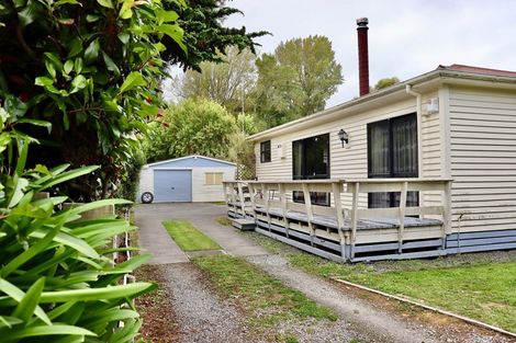 Photo of property in 60 Kiwi Road, Taihape, 4720