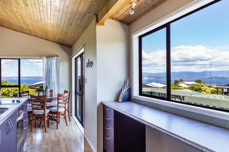 Photo of property in 9 Tawiri Place, Kuratau, Turangi, 3381